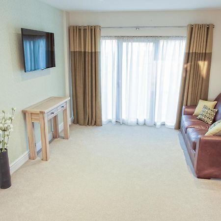 Gwesty'R Emlyn Hotel Newcastle Emlyn Rum bild